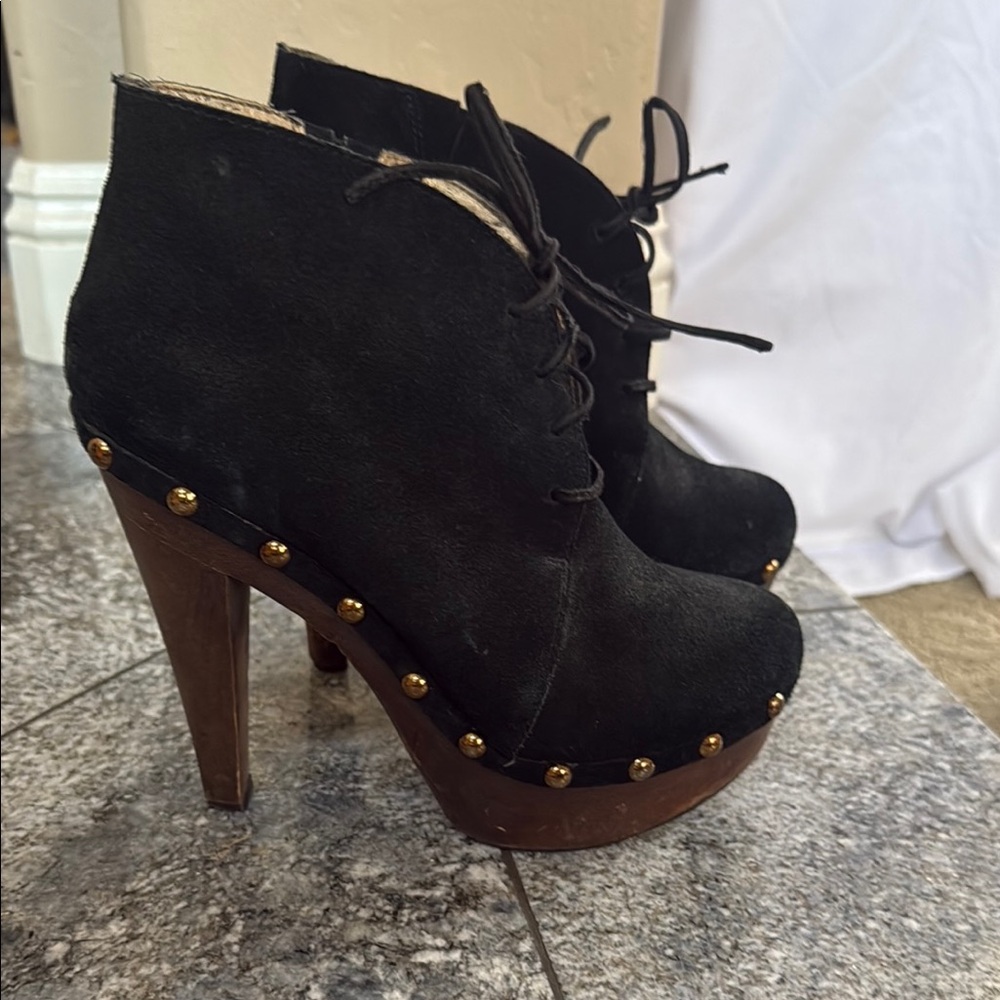 Steve Madden Black Suede Ankle Boots with Gold Studs